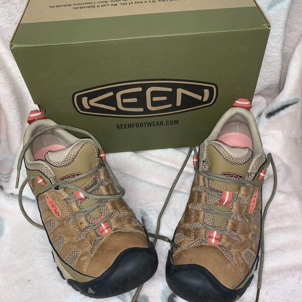 Keen Hiking shoes